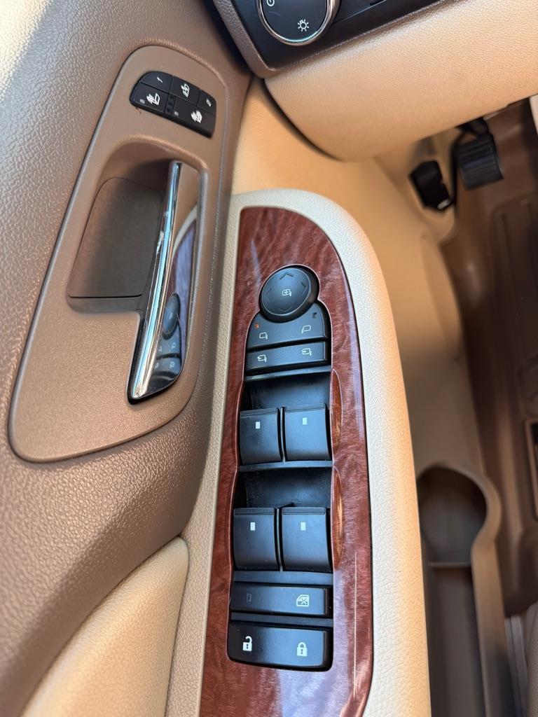 GMC Yukon  2008