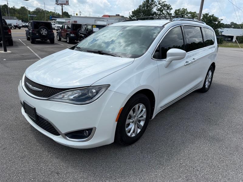 Chrysler Pacifica  2018