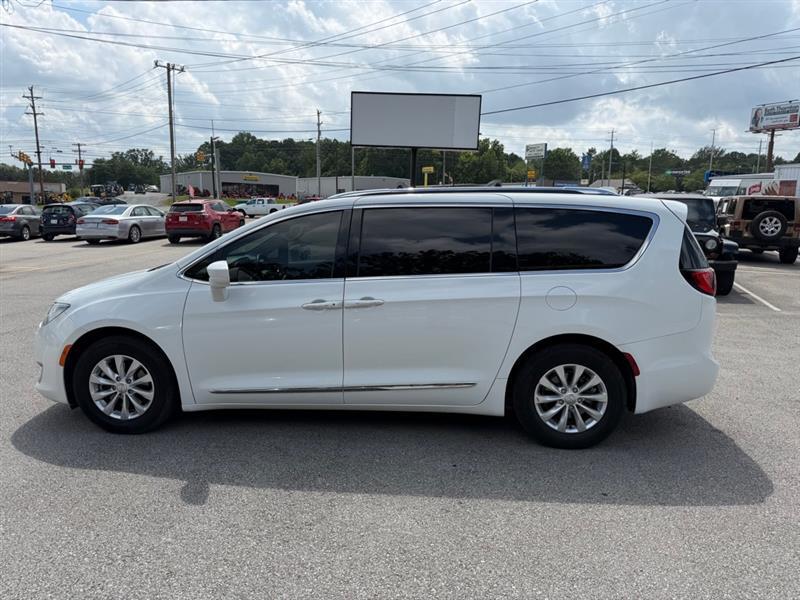 Chrysler Pacifica  2018