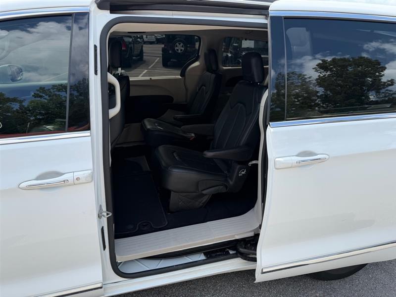 Chrysler Pacifica  2018
