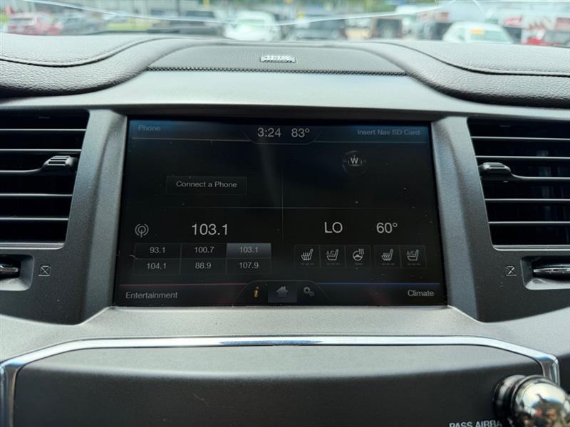 Lincoln MKS  2015