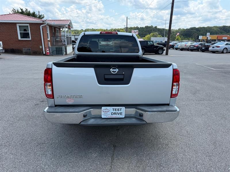 Nissan Frontier  2015