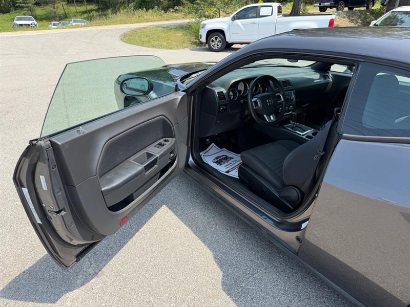Dodge Challenger  2014