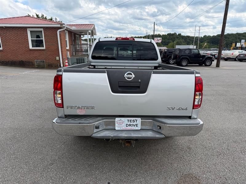 Nissan Frontier  2011