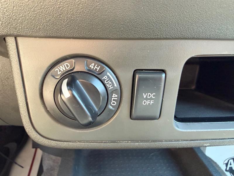 Nissan Frontier  2011