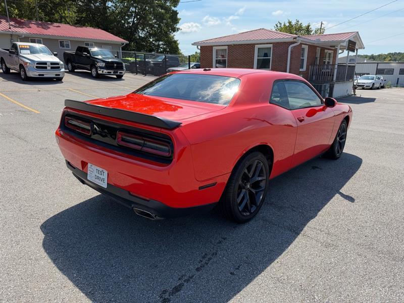 Dodge Challenger  2021