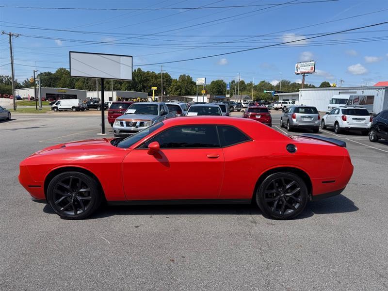 Dodge Challenger  2021