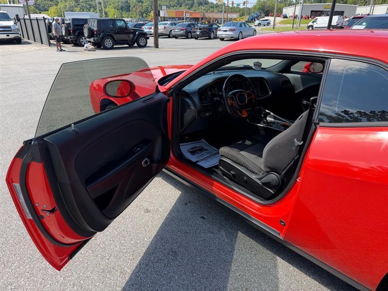 Dodge Challenger  2021