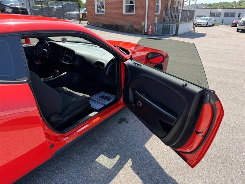 Dodge Challenger  2021