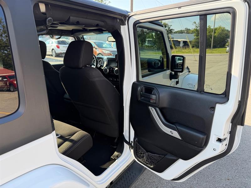 Jeep Wrangler  2014