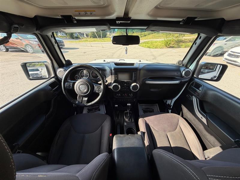 Jeep Wrangler  2014