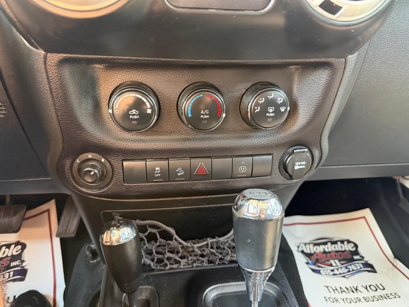 Jeep Wrangler  2014