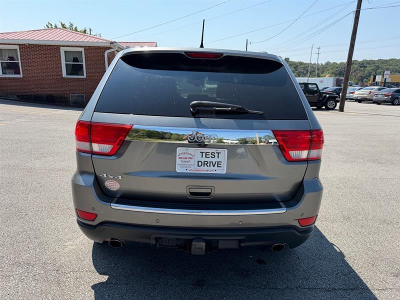 Jeep Grand Cherokee  2011