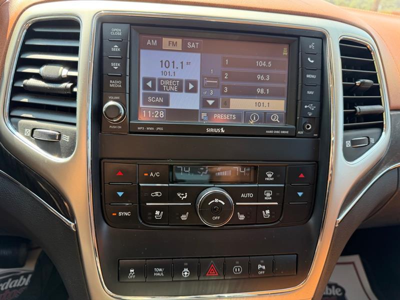 Jeep Grand Cherokee  2011