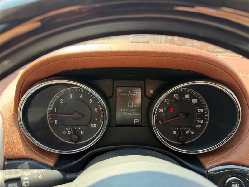 Jeep Grand Cherokee  2011