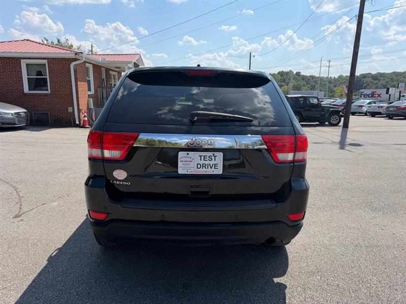 Jeep Grand Cherokee Laredo 2012