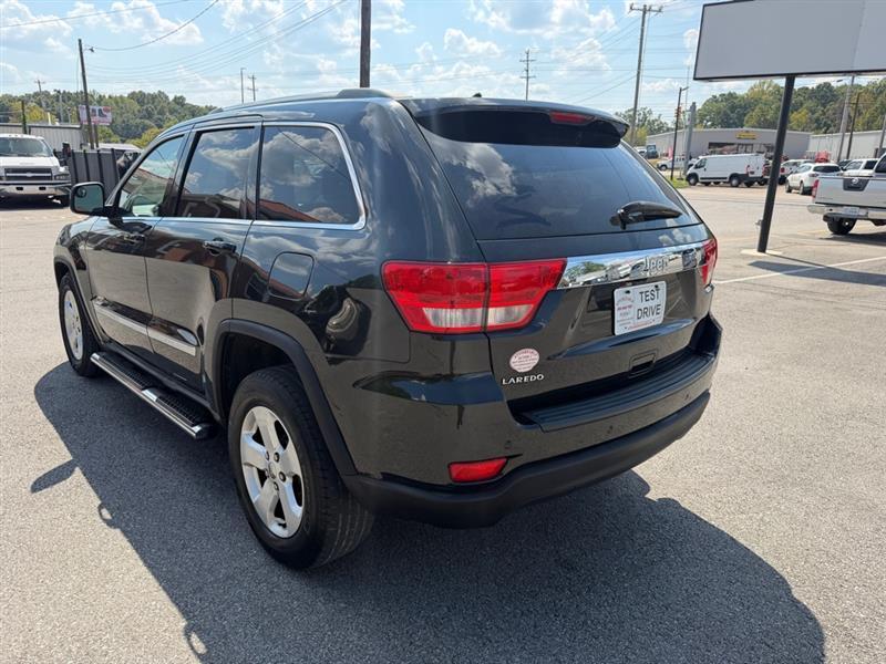 Jeep Grand Cherokee Laredo 2012