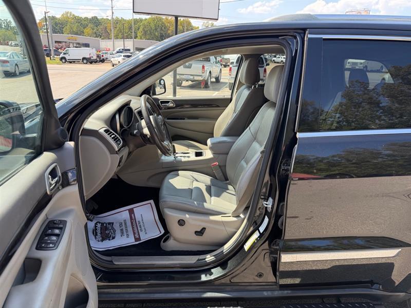 Jeep Grand Cherokee Laredo 2012
