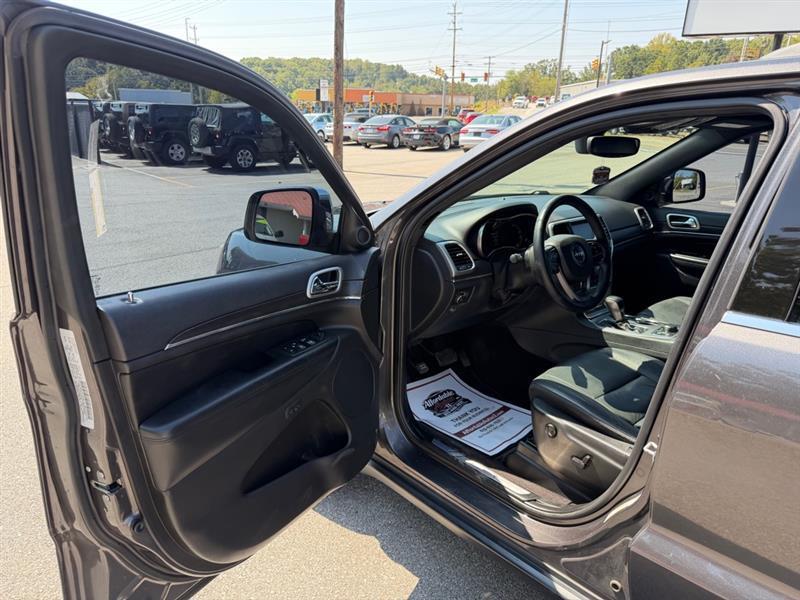 Jeep Grand Cherokee  2018