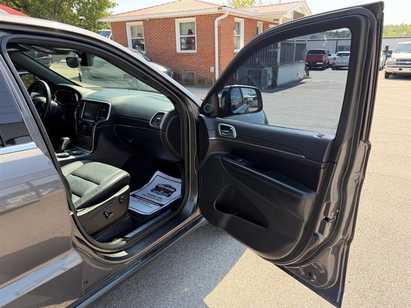 Jeep Grand Cherokee  2018