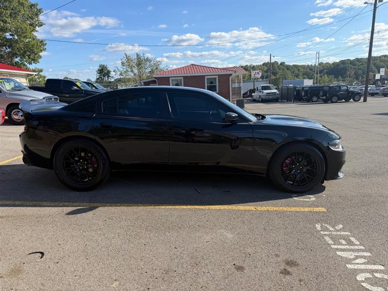 Dodge Charger  2020