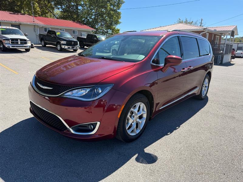 Chrysler Pacifica  2017