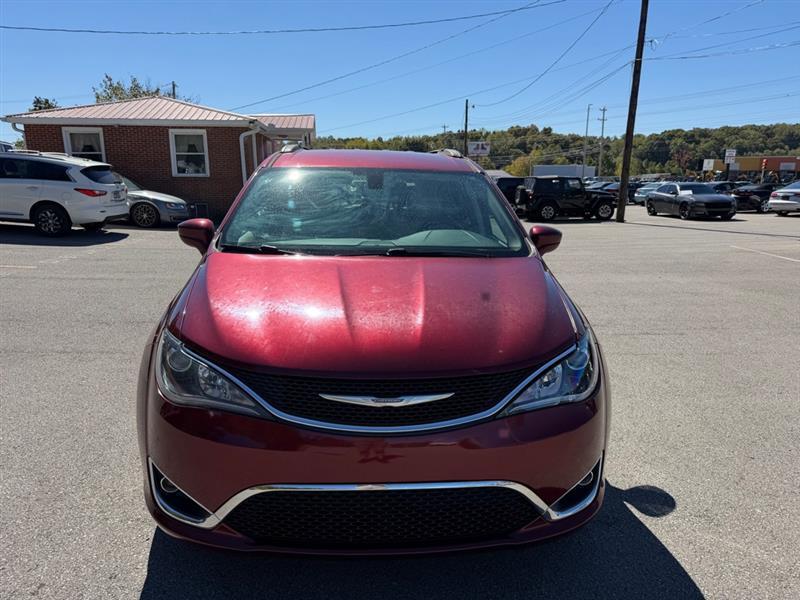 Chrysler Pacifica  2017