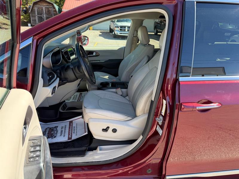 Chrysler Pacifica  2017