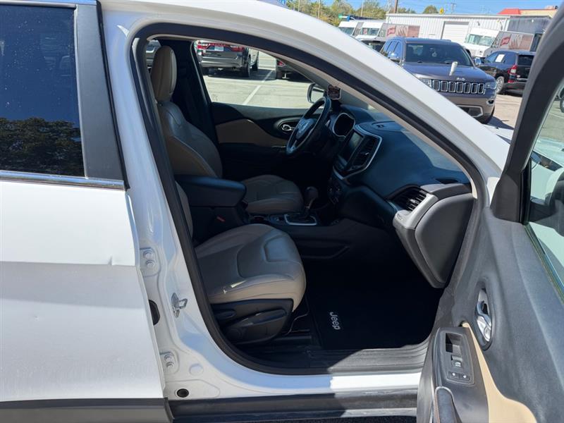 Jeep Cherokee  2015