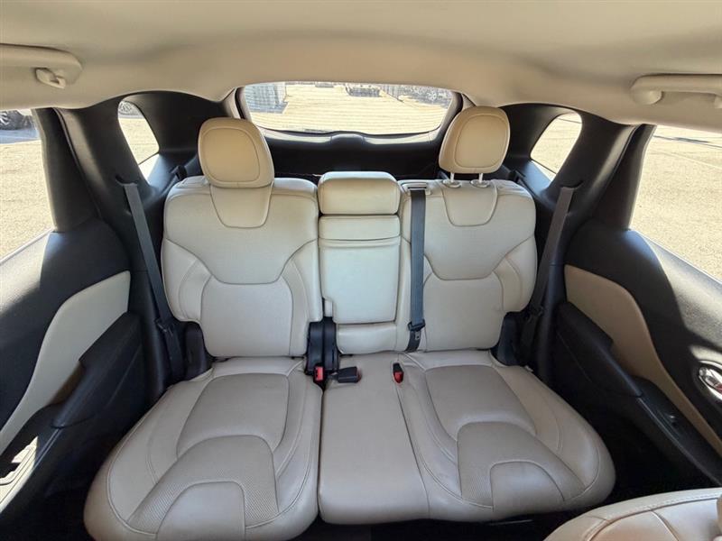 Jeep Cherokee  2015