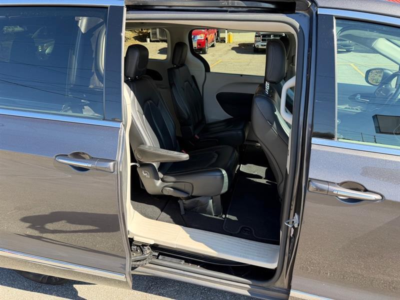 Chrysler Pacifica Touring Plus 2017