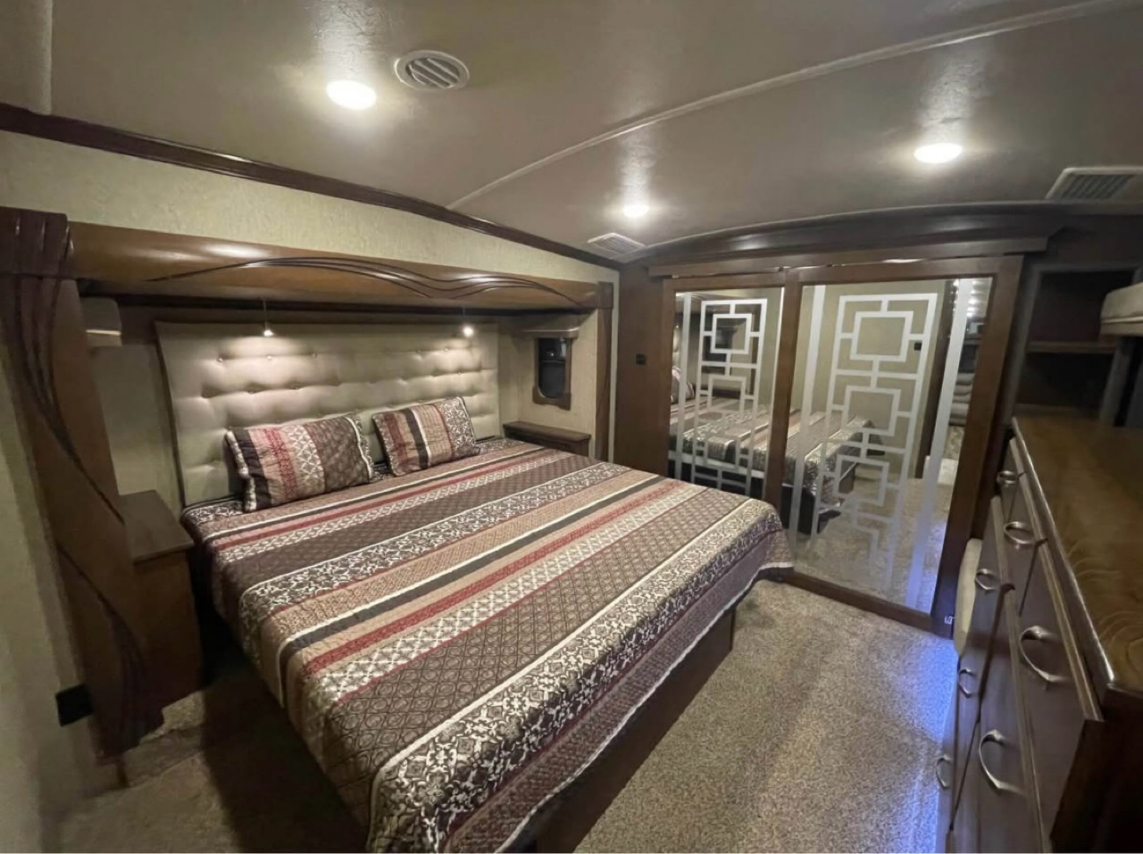 Forest River Cedar Creek  2018 Forest River Cedar Creek  2018