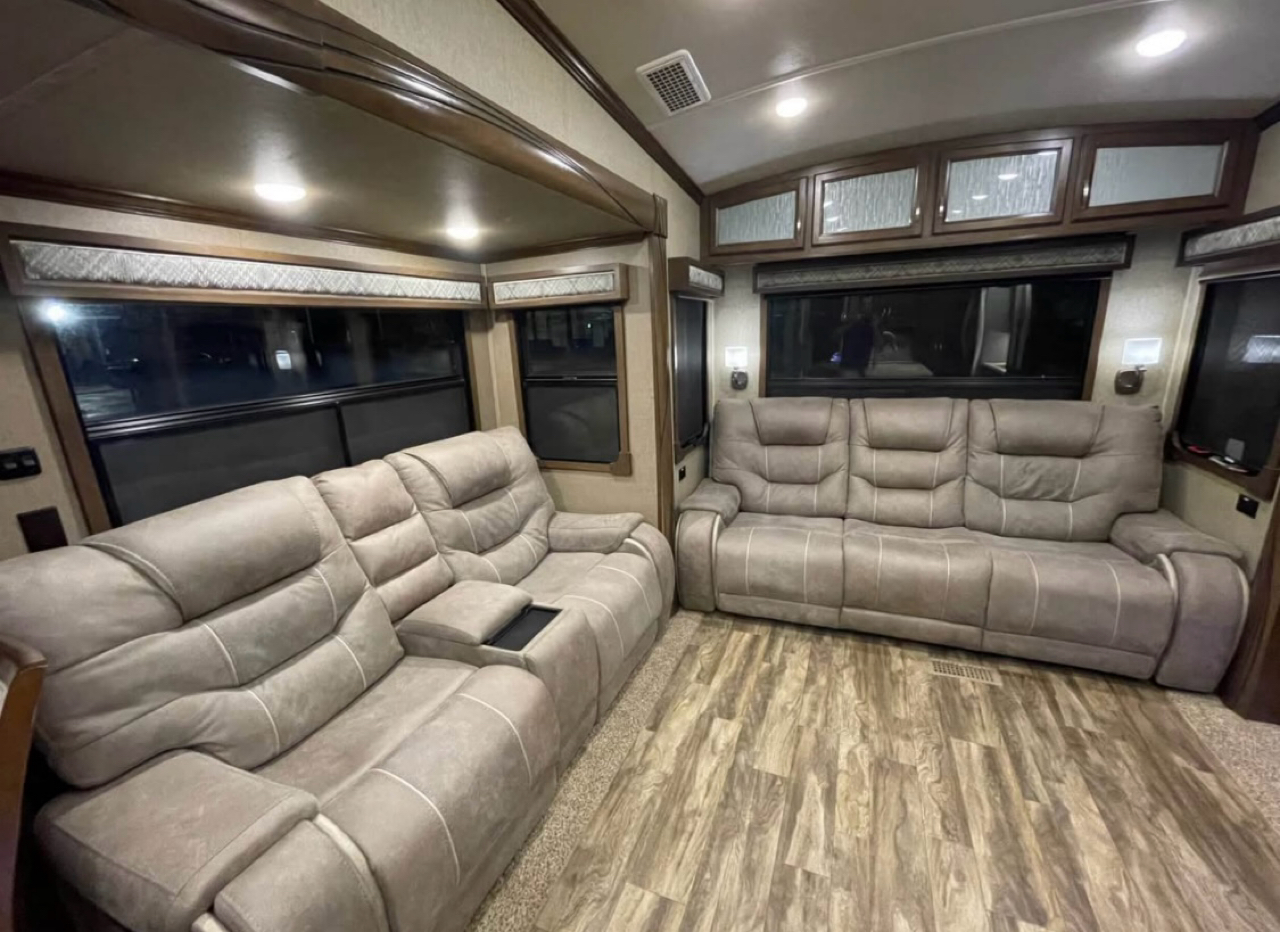 Forest River Cedar Creek  2018 Forest River Cedar Creek  2018