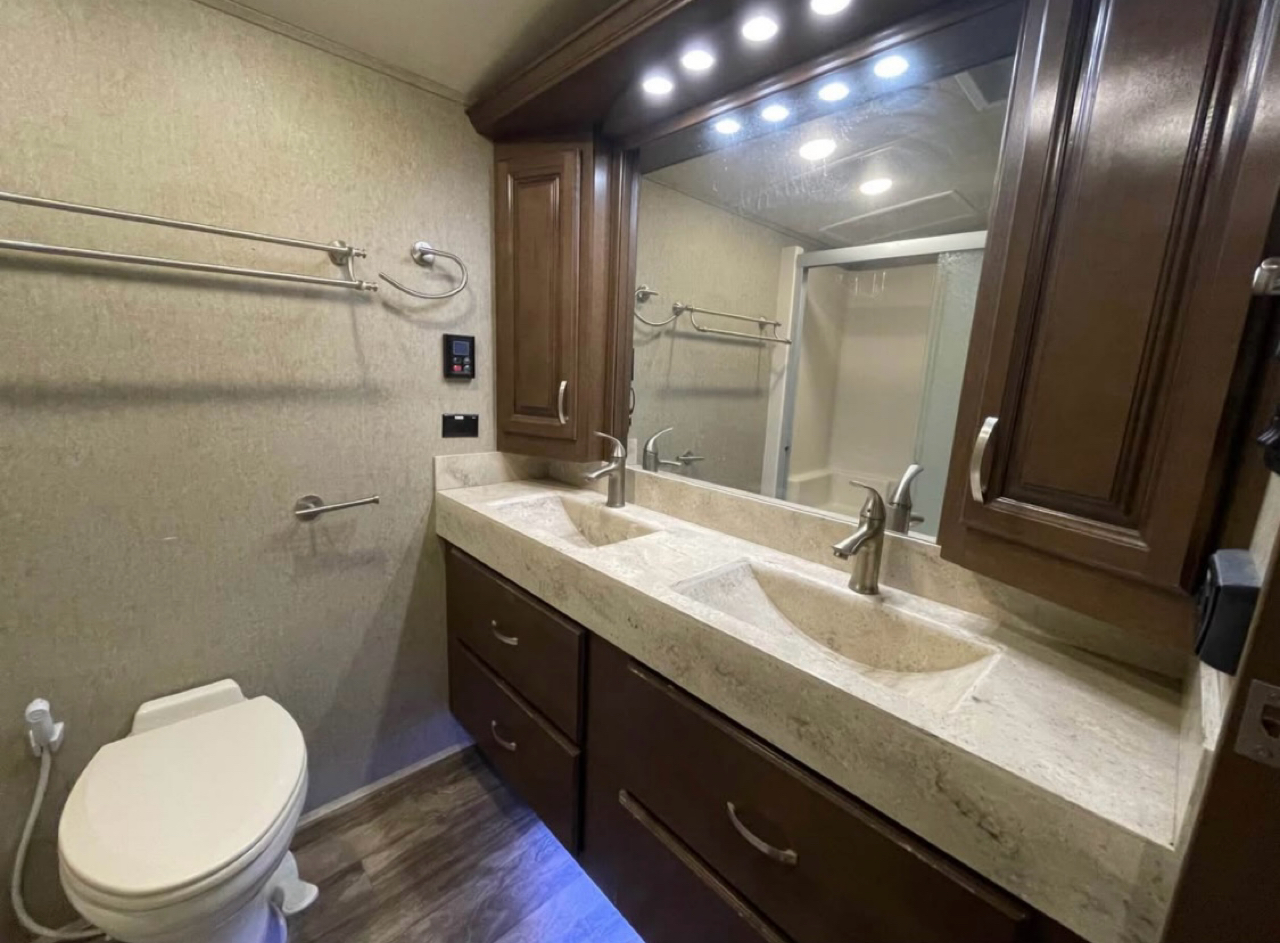 Forest River Cedar Creek  2018 Forest River Cedar Creek  2018