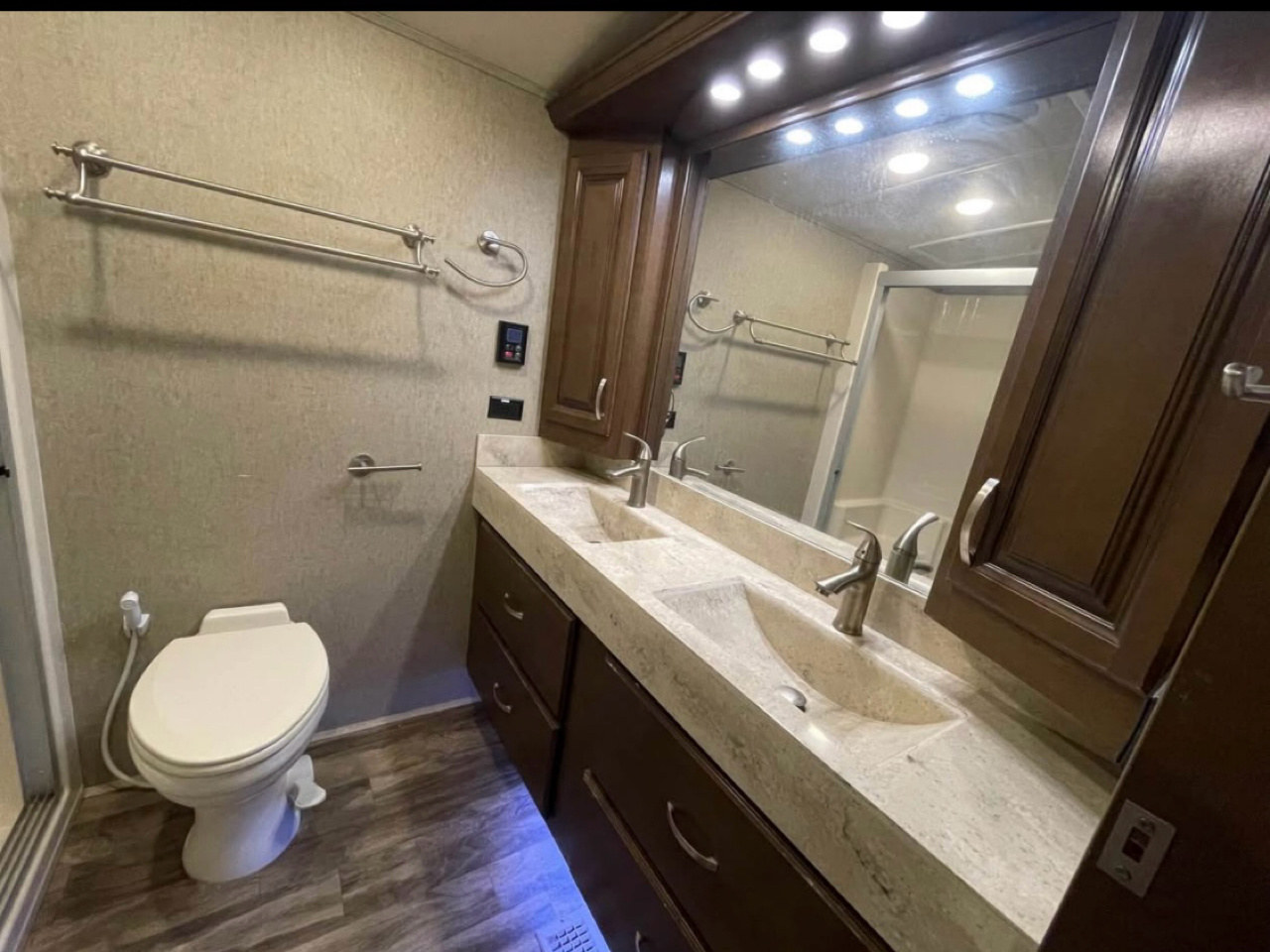 Forest River Cedar Creek  2018 Forest River Cedar Creek  2018