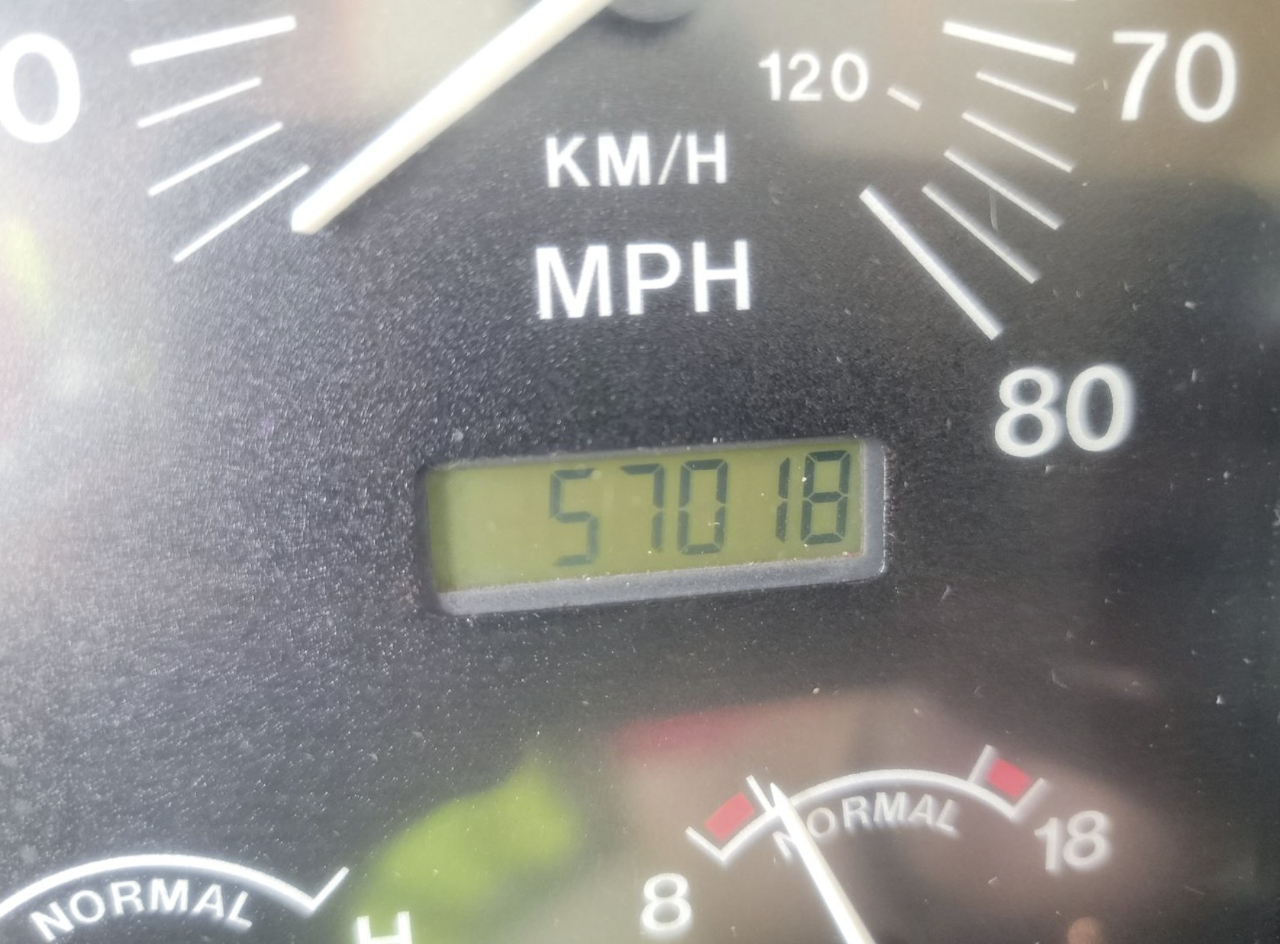 Winnebago Adventurer  1999 Winnebago Adventurer  1999