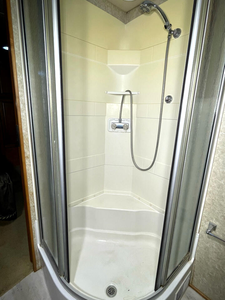 Winnebago Journey  2010 Winnebago Journey  2010