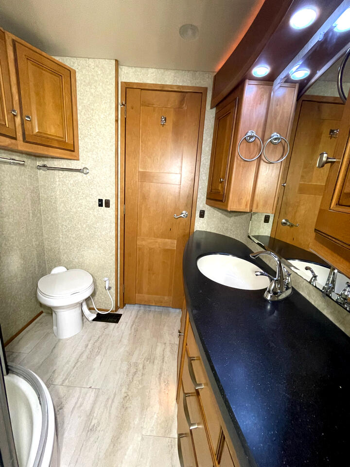 Winnebago Journey  2010 Winnebago Journey  2010