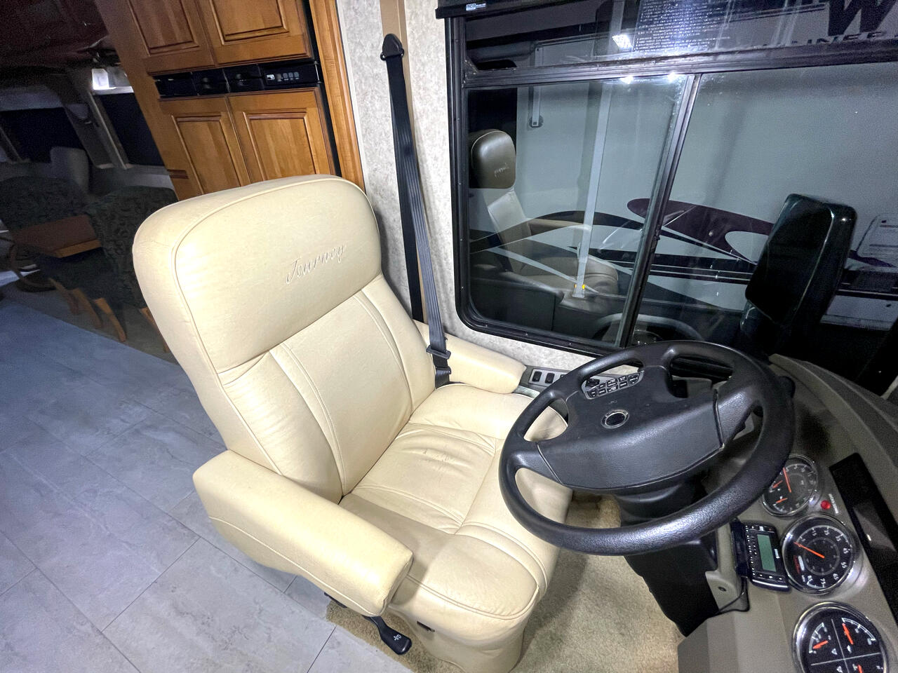 Winnebago Journey  2010 Winnebago Journey  2010