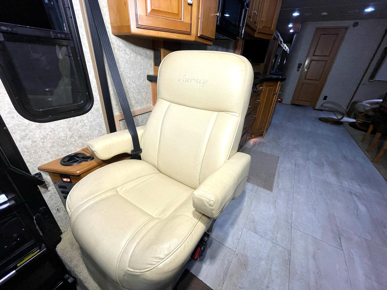 Winnebago Journey  2010 Winnebago Journey  2010