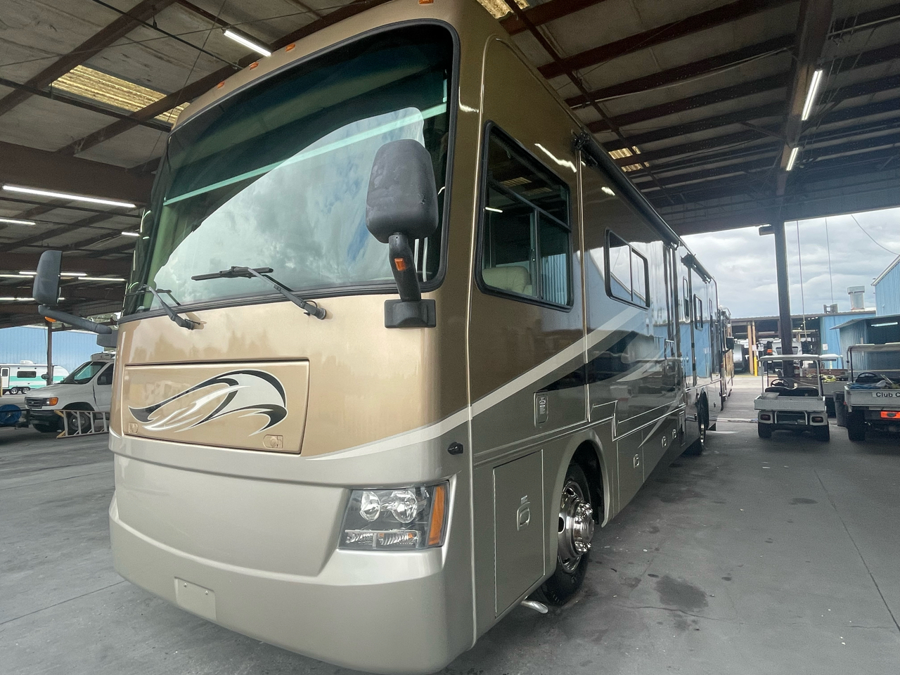 Tiffin Motorhomes Allegro  2011 Tiffin Motorhomes Allegro  2011