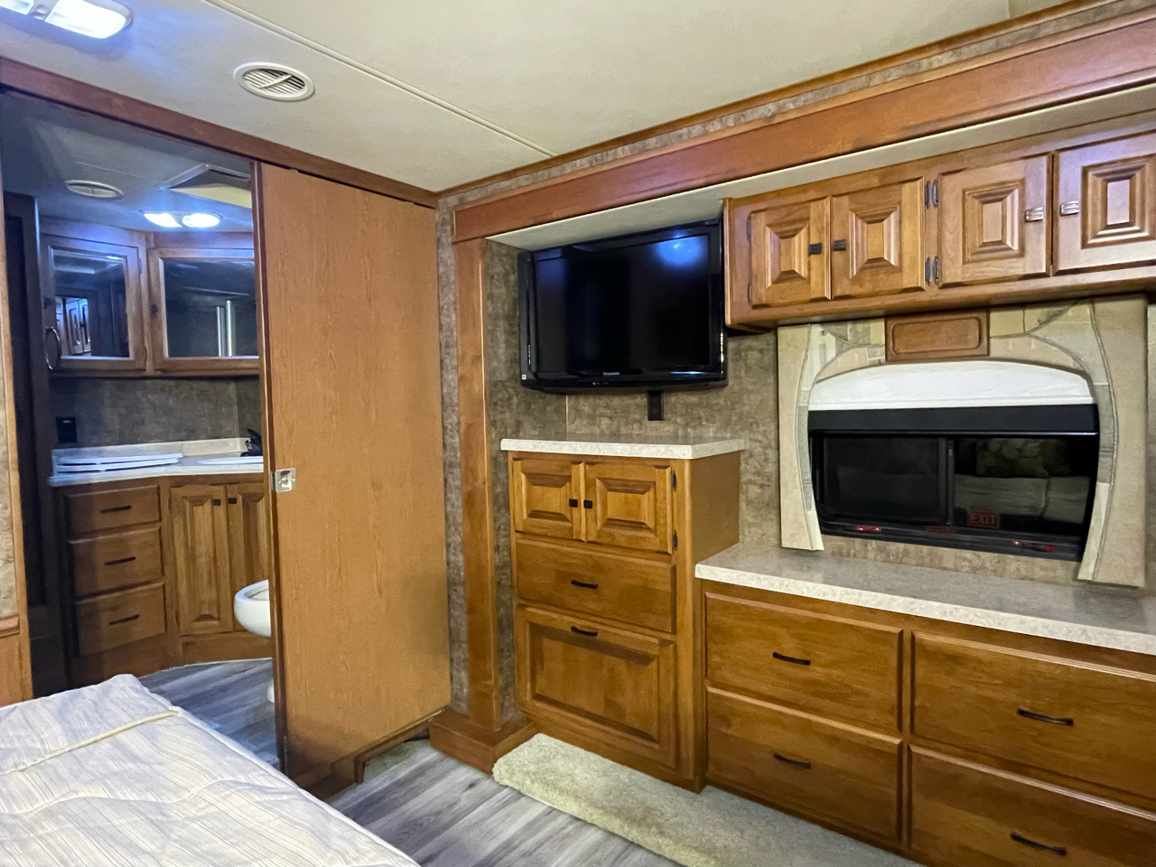 Tiffin Motorhomes Allegro  2011 Tiffin Motorhomes Allegro  2011