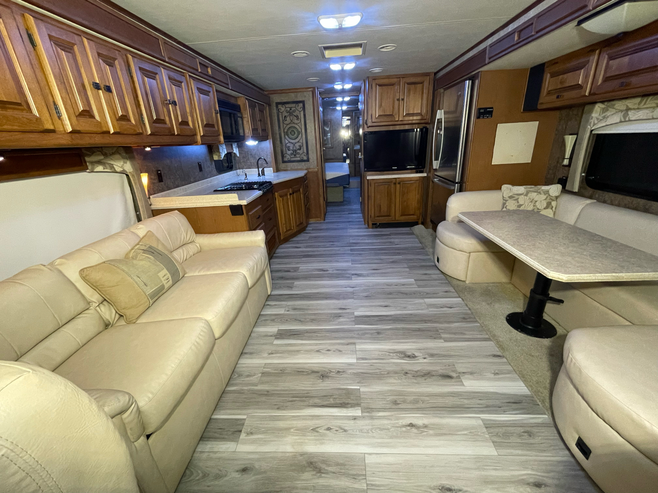 Tiffin Motorhomes Allegro  2011 Tiffin Motorhomes Allegro  2011