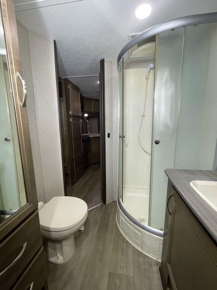Coleman Travel Trailer  2019 Coleman Travel Trailer  2019