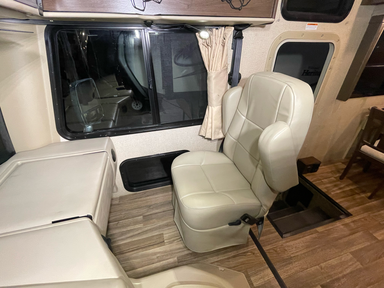 Thor Motor Coach A.C.E.  2017 Thor Motor Coach A.C.E.  2017