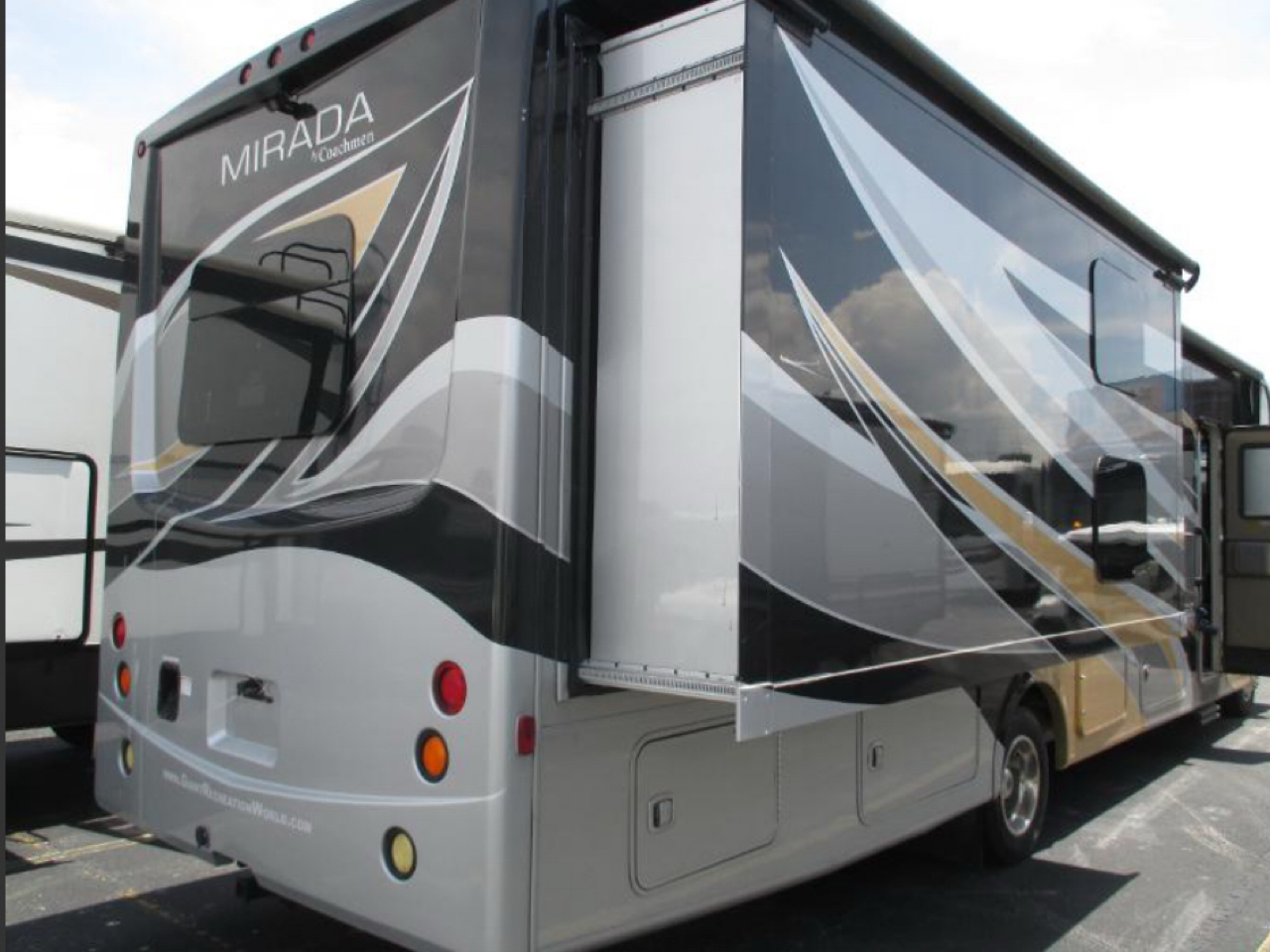 Coachmen Mirada  2019 Coachmen Mirada  2019
