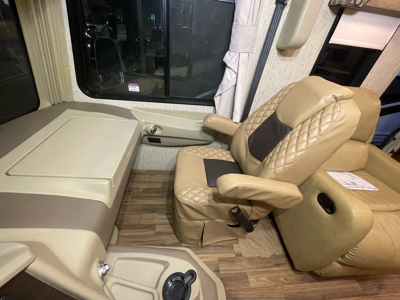 Coachmen Mirada  2019 Coachmen Mirada  2019
