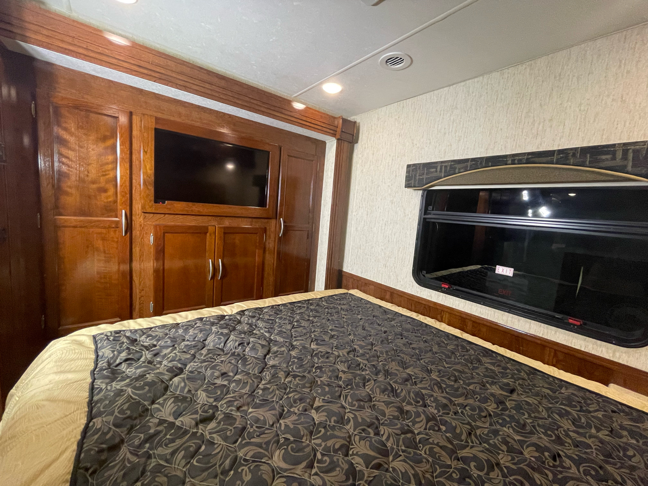 Coachmen Mirada  2019 Coachmen Mirada  2019