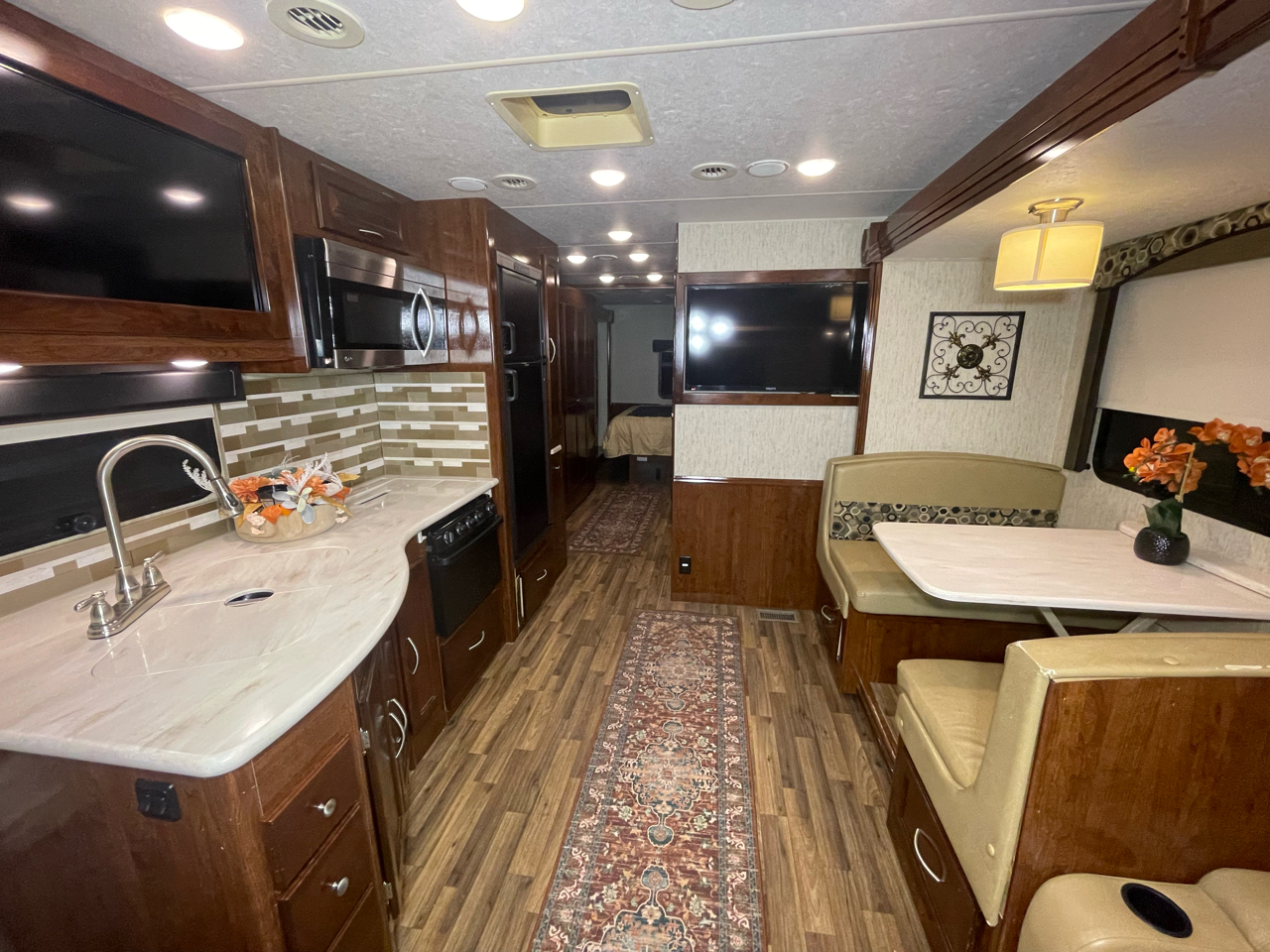 Coachmen Mirada  2019 Coachmen Mirada  2019