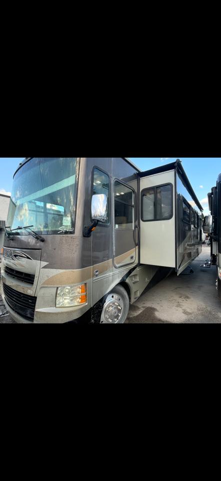 Tiffin Motorhomes Allegro  2013